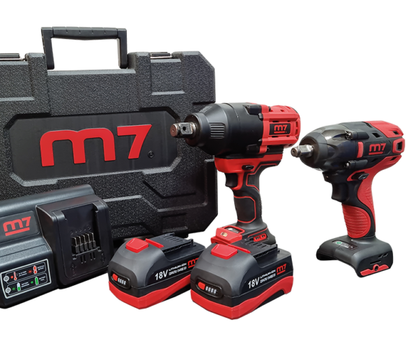 M7 PACKV1 Akkuwerkzeugset mit kompaktem 1/2" Schlagschrauber und 3/4" Schlagschrauber
